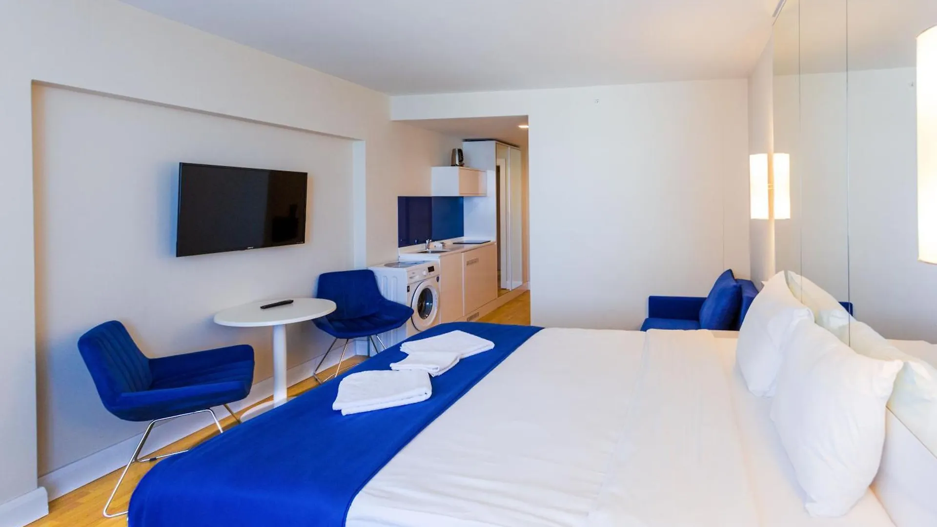 Vip Apartment N18 Batumi 0*,  Georgia